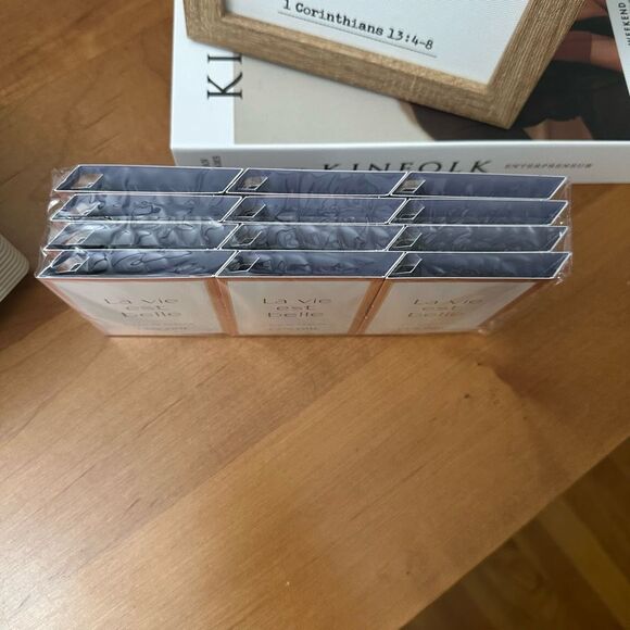 Sealed 12 Packs 1.2ml Lancôme La Vie east belle L’EAU DE PARFUM - Picture 5 of 6